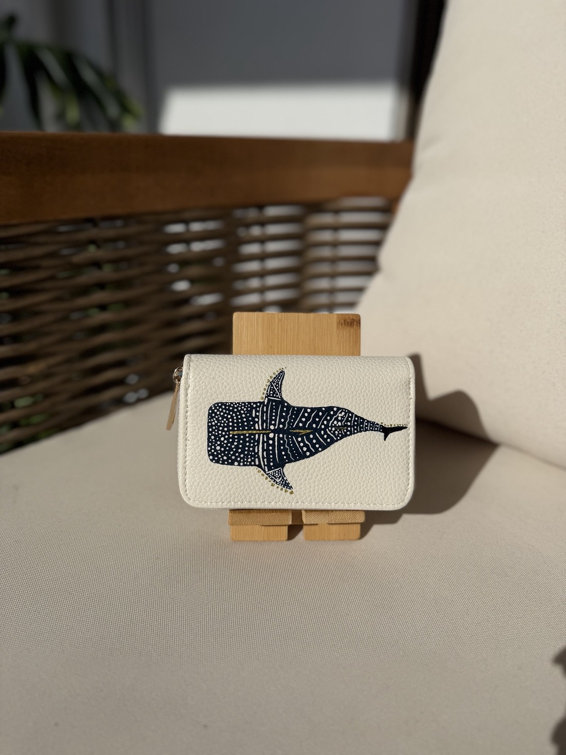 Whale shark wanderer painted by Rayna